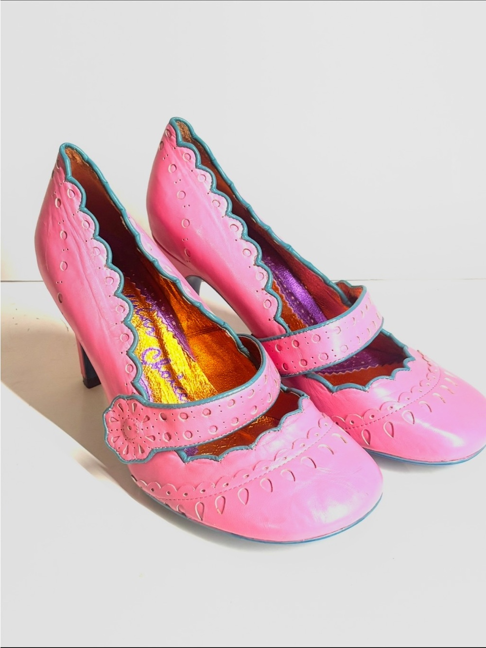 Irregular Choice Retro Frilly Pink Mary Jane Heels Teal Ruffled Trim Sz 9
